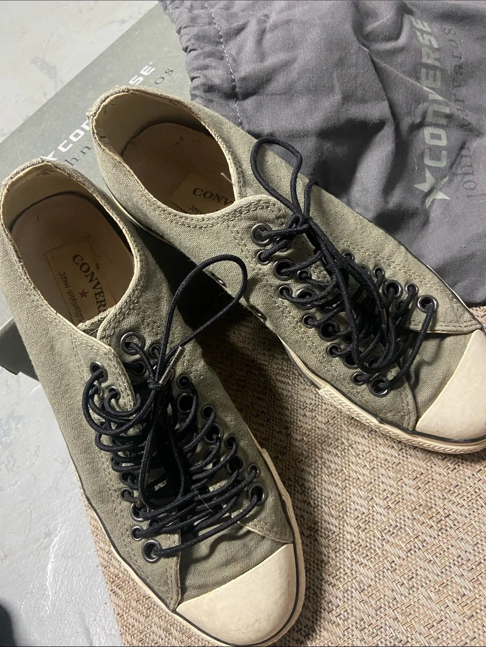 John Varvatos RARE Multi Eyelets OXO Sage Canvas Low Top Sneakers Black Laces